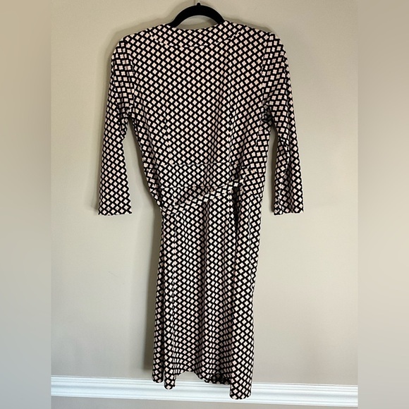 Ann Taylor Geometric Floral Print Wrap Tie Dress Size 2 - Picture 8 of 12